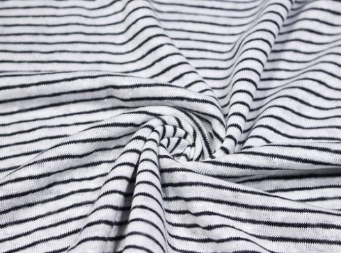 Вязаный льняной трикотаж: современное слияние традиций и инноваций в текстиле